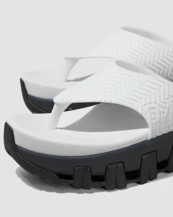 Women P448 Low Tops><noscript><img width=