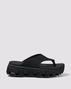 Women P448 Low Tops>Bondi Tux/