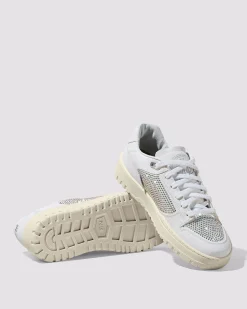 Women P448 Low Tops><noscript><img width=