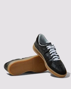 Women P448 Low Tops|Low Tops><noscript><img width=