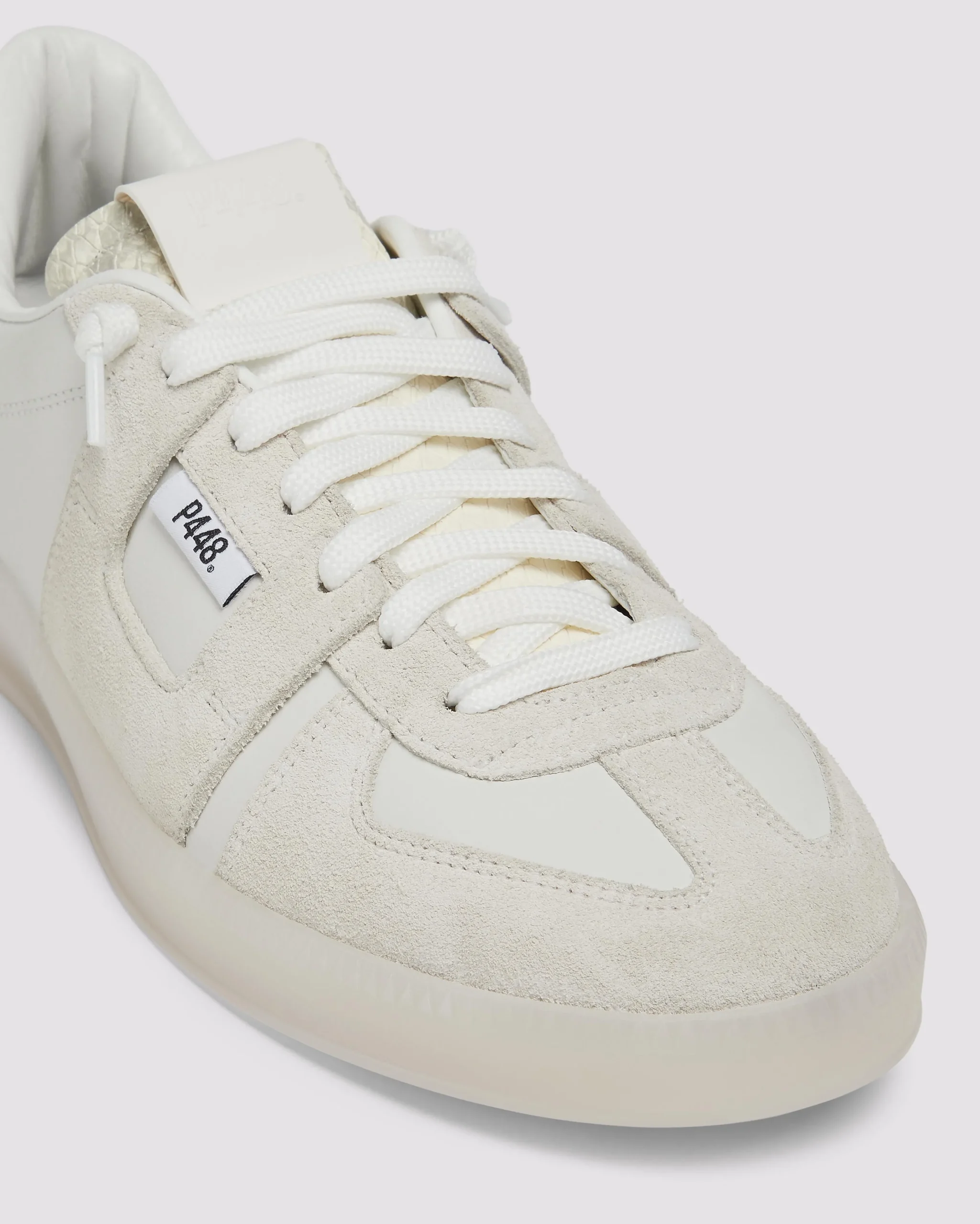 Women P448 Low Tops>Monza Cloud