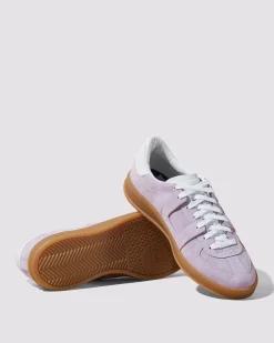 Women P448 Low Tops><noscript><img width=