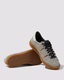 Women P448 Low Tops|Low Tops><noscript><img width=
