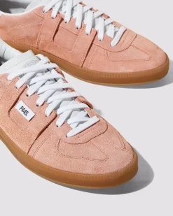 Women P448 Low Tops|Low Tops><noscript><img width=